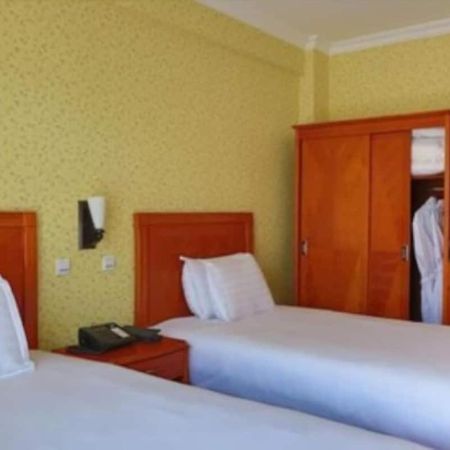 Abyssinia Renaissance Hotel Addis Abeba Esterno foto