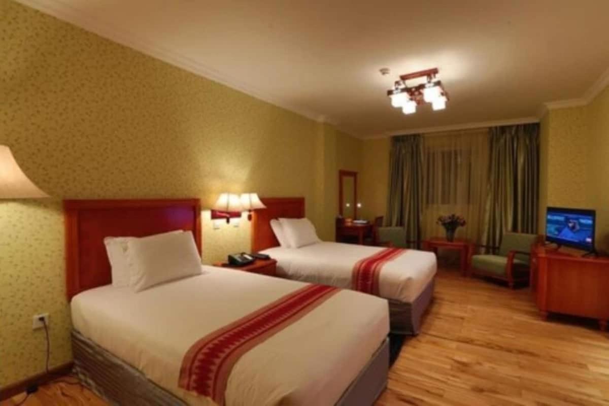 Abyssinia Renaissance Hotel Addis Abeba Esterno foto
