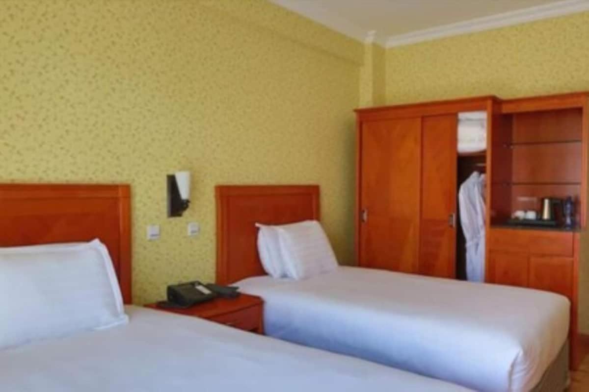Abyssinia Renaissance Hotel Addis Abeba Esterno foto