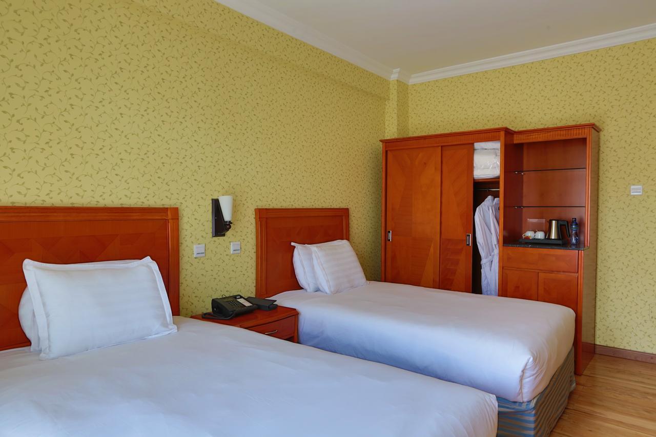 Abyssinia Renaissance Hotel Addis Abeba Esterno foto
