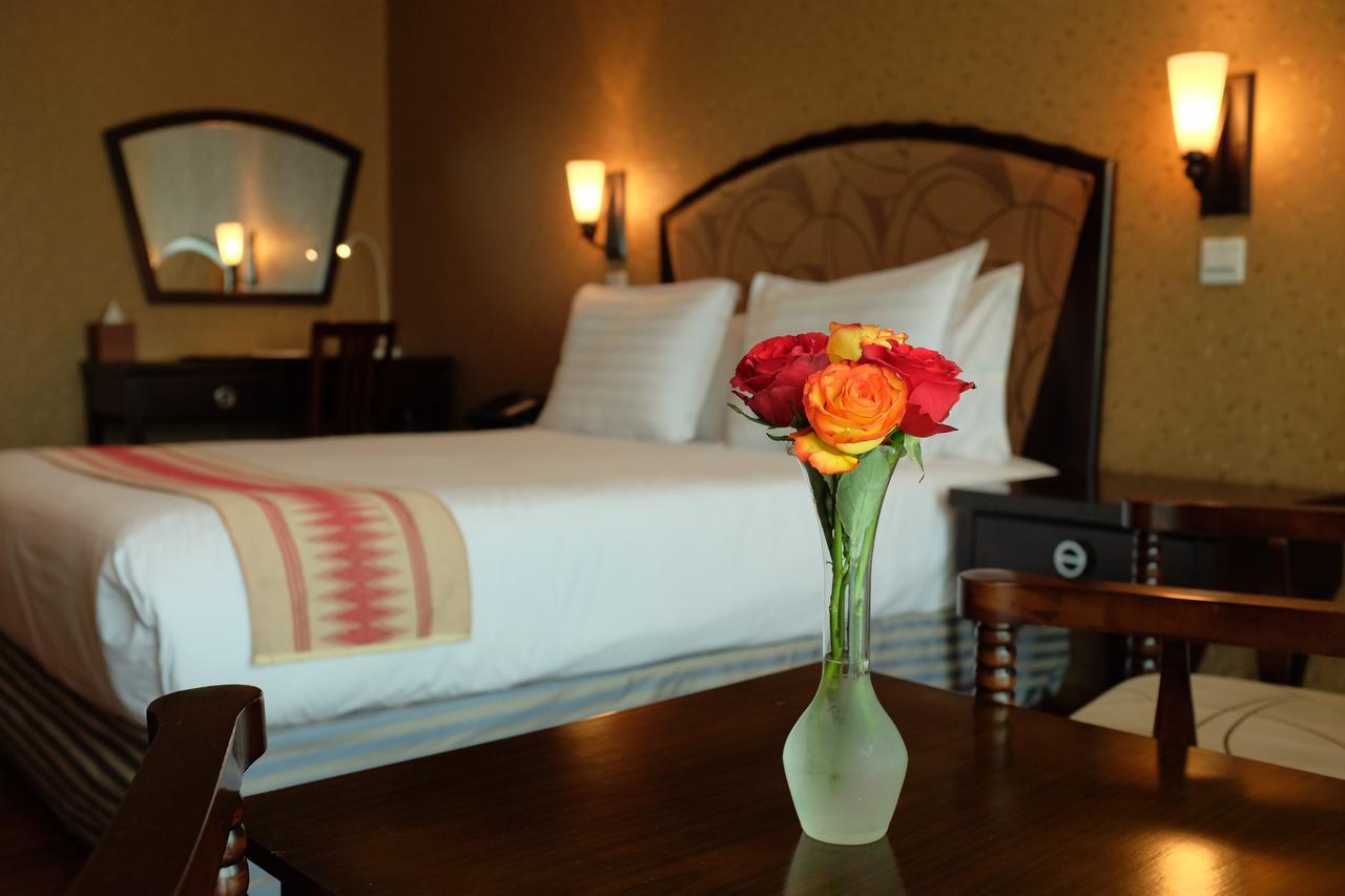 Abyssinia Renaissance Hotel Addis Abeba Esterno foto