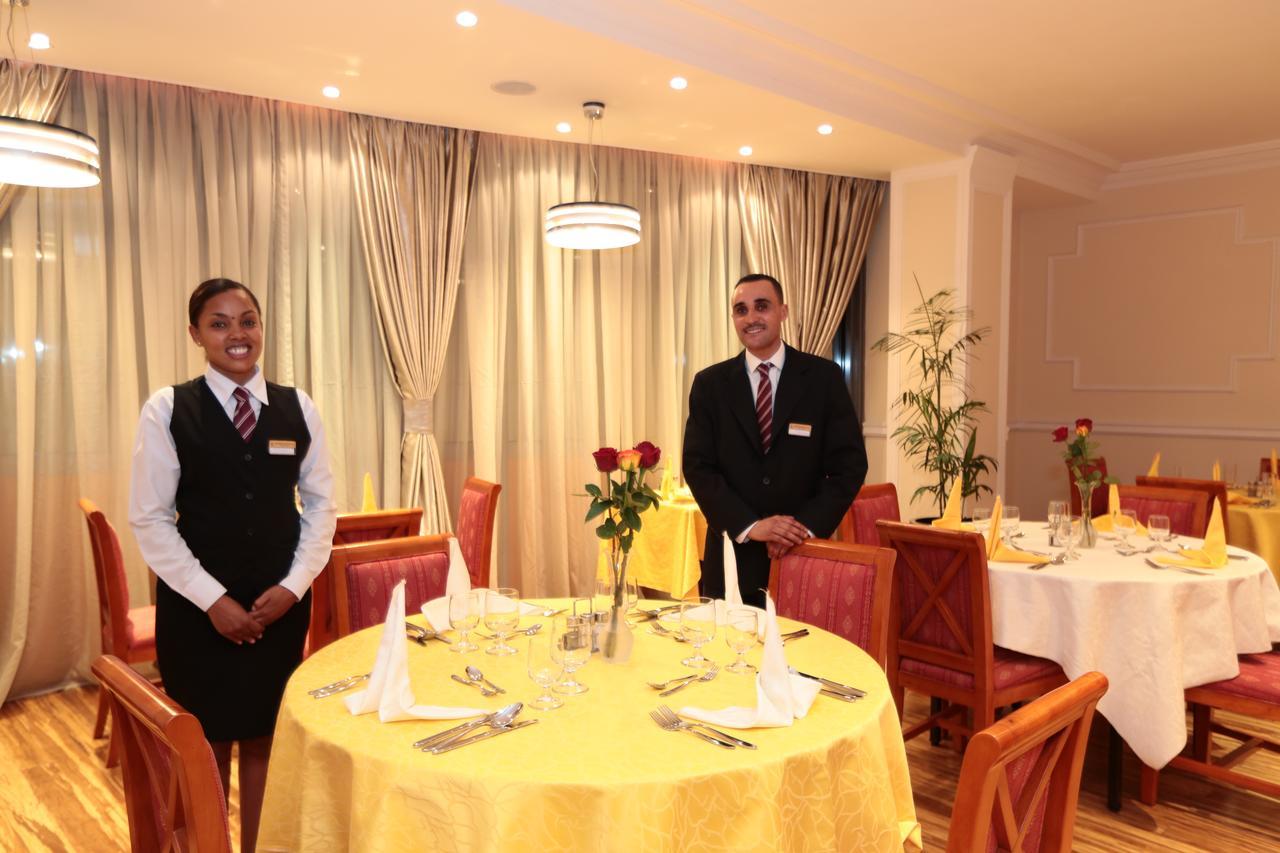 Abyssinia Renaissance Hotel Addis Abeba Esterno foto