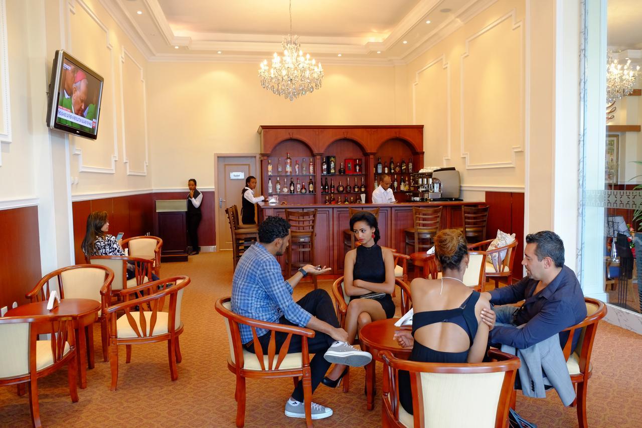 Abyssinia Renaissance Hotel Addis Abeba Esterno foto