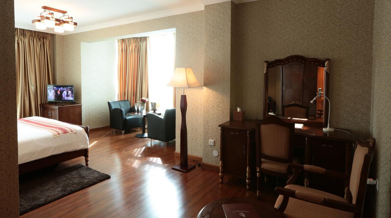Abyssinia Renaissance Hotel Addis Abeba Esterno foto