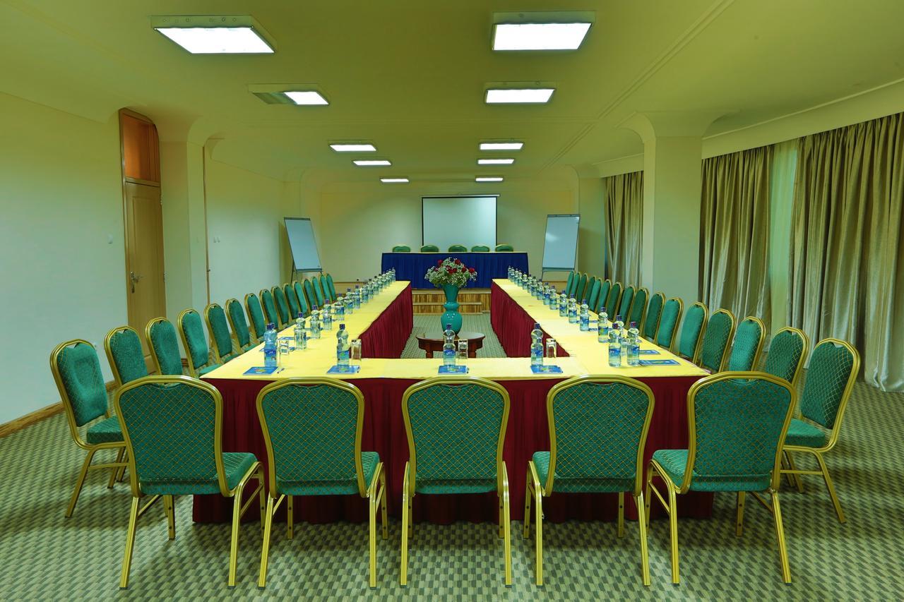 Abyssinia Renaissance Hotel Addis Abeba Esterno foto