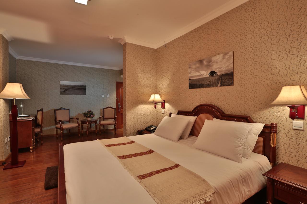 Abyssinia Renaissance Hotel Addis Abeba Esterno foto