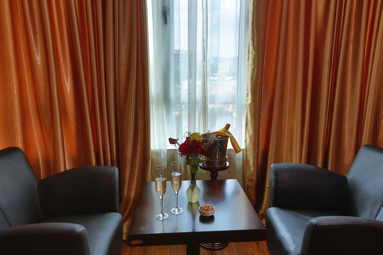 Abyssinia Renaissance Hotel Addis Abeba Esterno foto